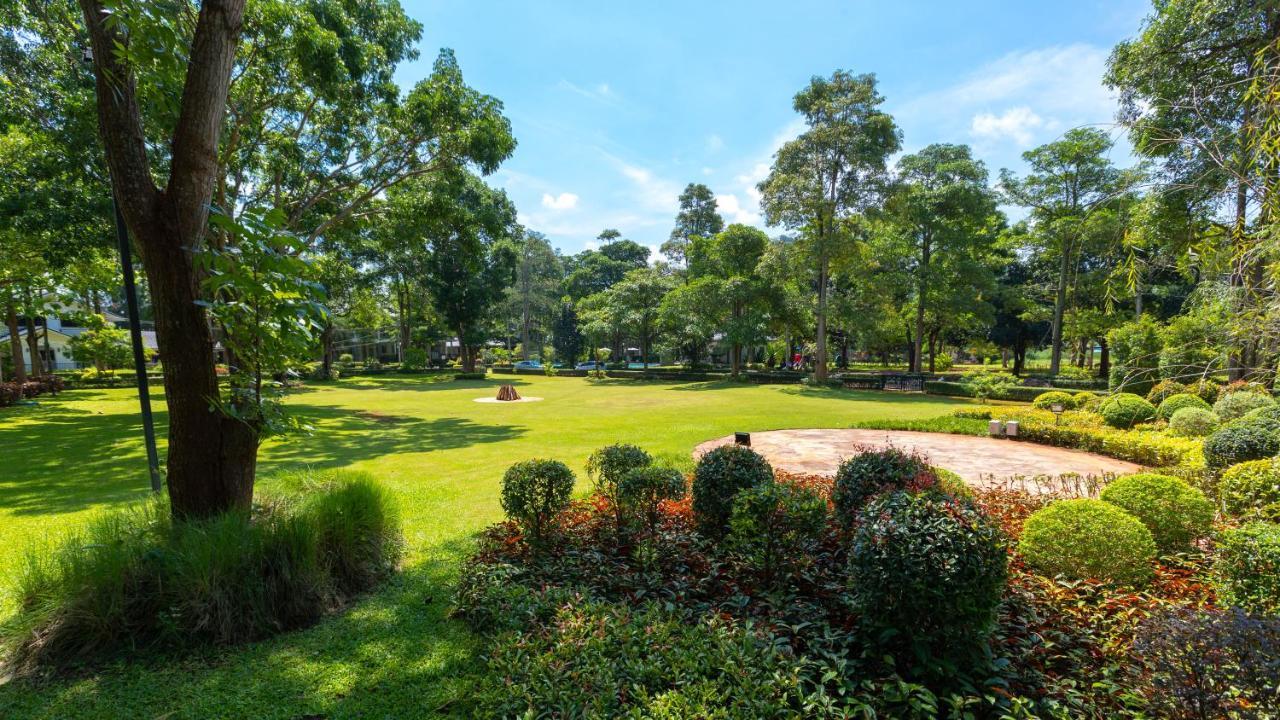 Diamond Hill Resort Nong Nam Daeng Exteriör bild