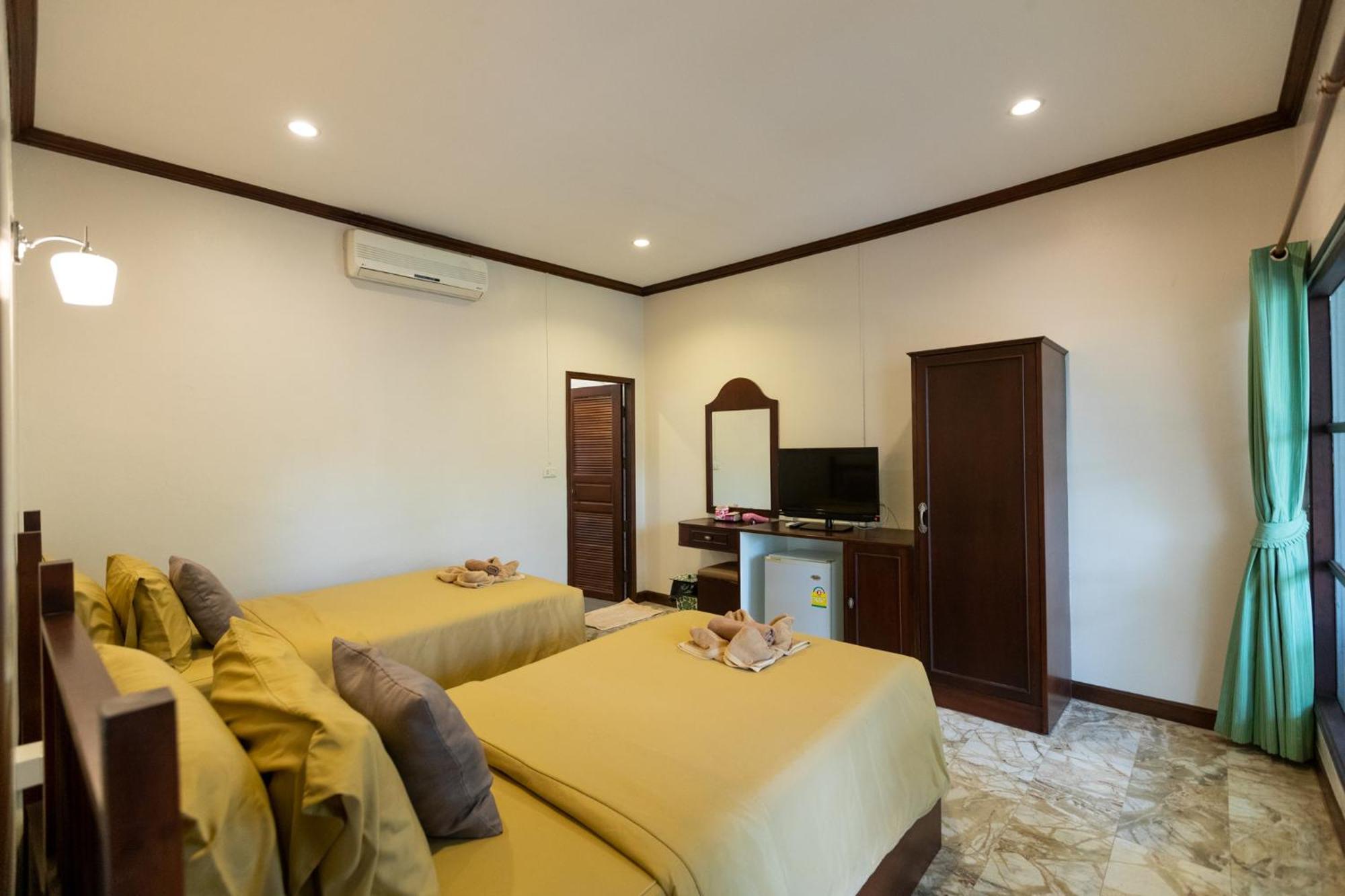 Diamond Hill Resort Nong Nam Daeng Exteriör bild