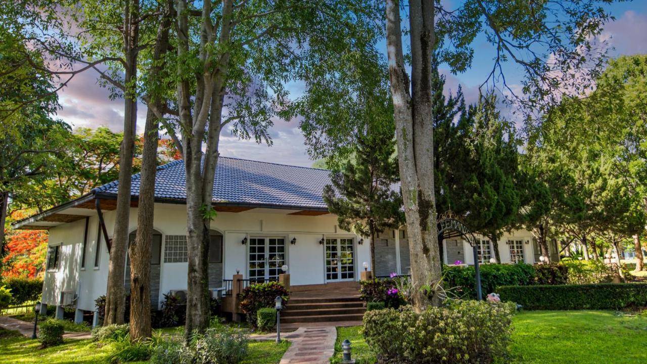 Diamond Hill Resort Nong Nam Daeng Exteriör bild
